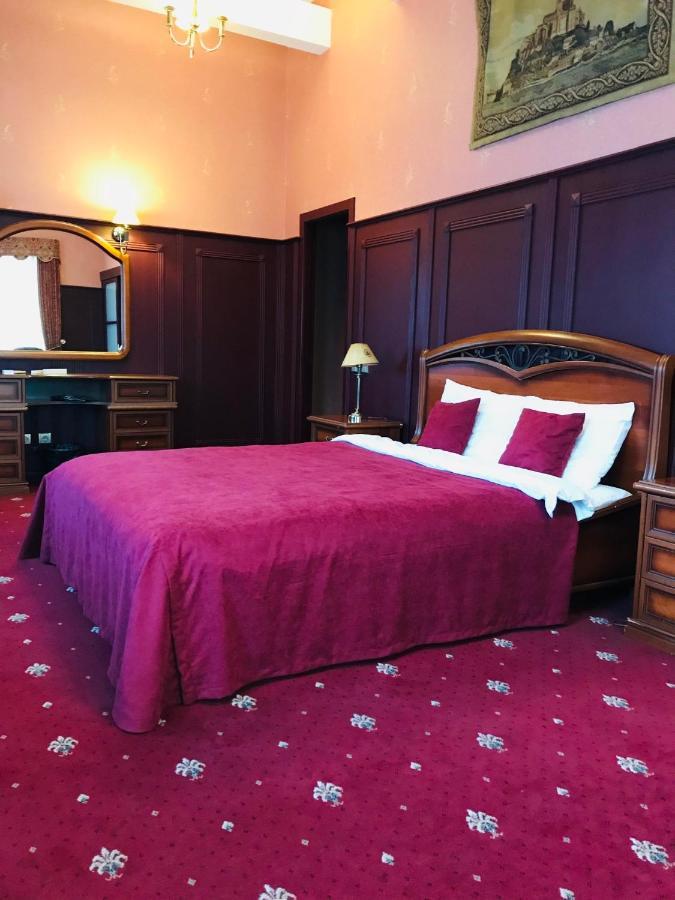 Aqvium Hotel Dnipro Exterior photo